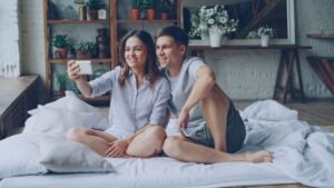 tony hinchcliffe marriage details